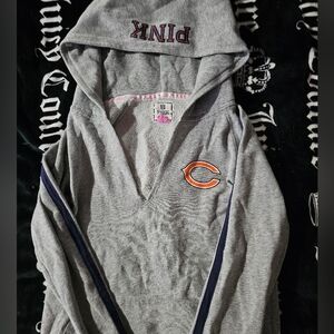 VSPINK 5TH & OCEAN CHICAGO BEARS HOODIE